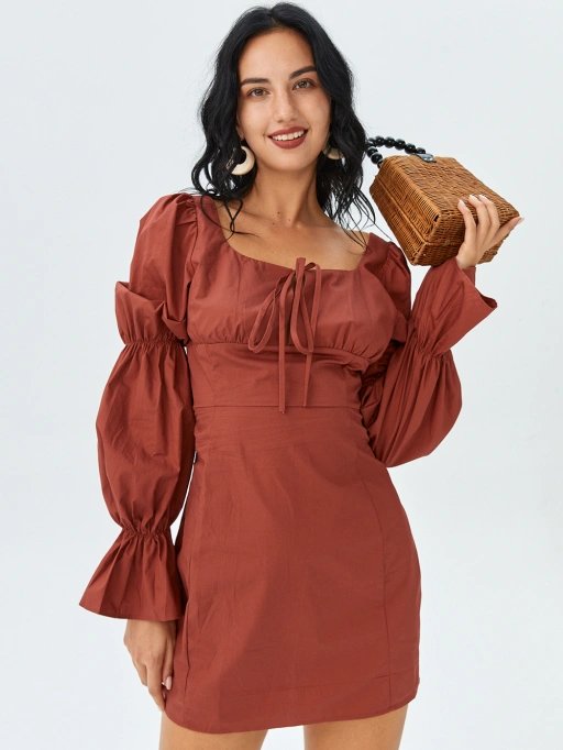 Profissional IA para Colocar Roupas em Modelo para Mini Vestidos com Modelo Negro, mostrando Modelo Negro usando Mini Vestidos em Estúdio Branco Minimalista, estilo profissional.