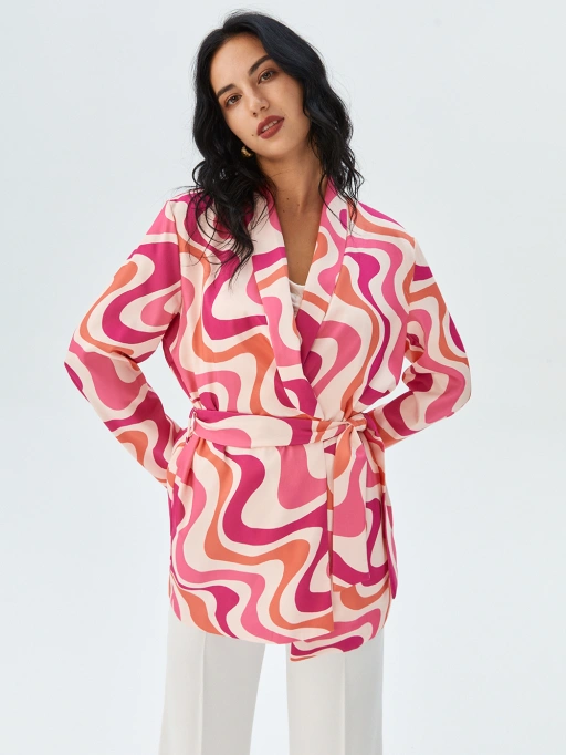 Foto profesional AI untuk Memasang Pakaian pada Model Jaket dengan Model Kulit Hitam Afrika-Amerika di Studi Putih Minimalis, gaya profesional.